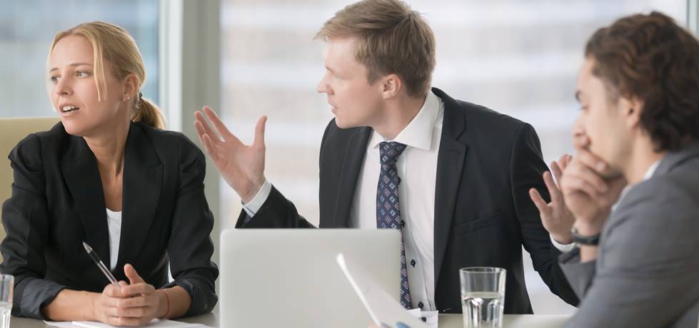 trabalho de excesso de trabalho e tempo de pressão de paciência de