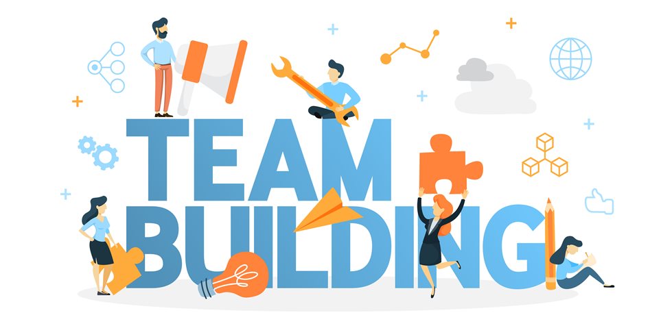 Grupo de pessoas trabalhando em conjunto para obter bons resultados de negócios-team building-