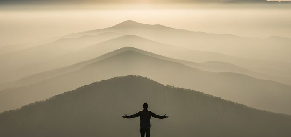 A Ascensão da Consciência Humana e os Estágios do Amadurecimento Interior